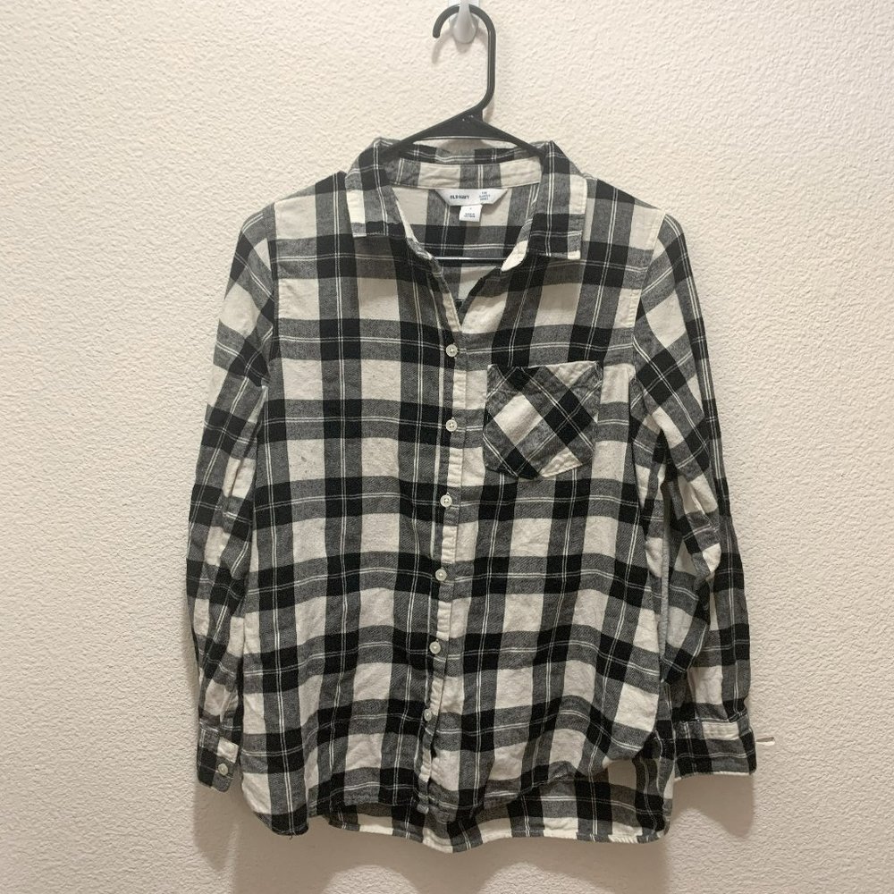 black and white plaid shirt
